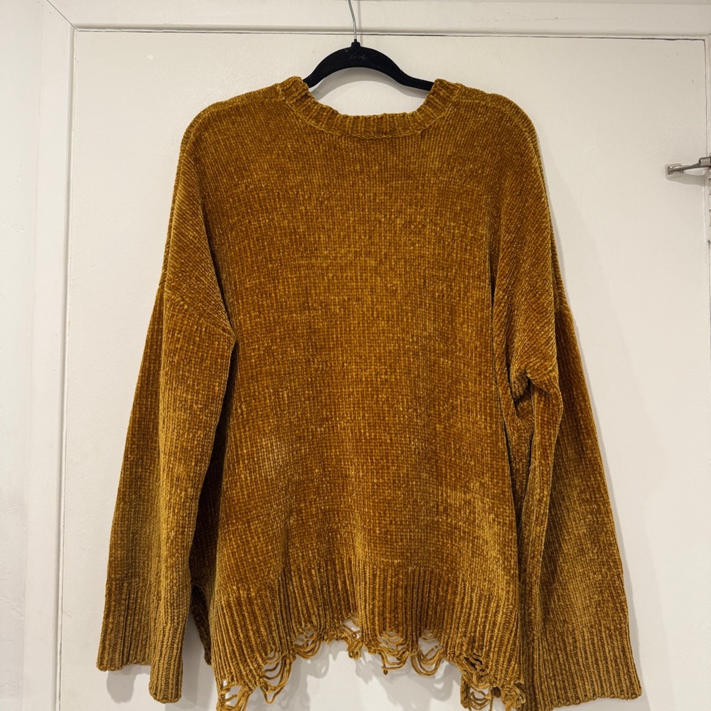 EUC Show Me Your MuMu Fringed Fawn Ochre Chenille Sweater - Picture 10 of 10